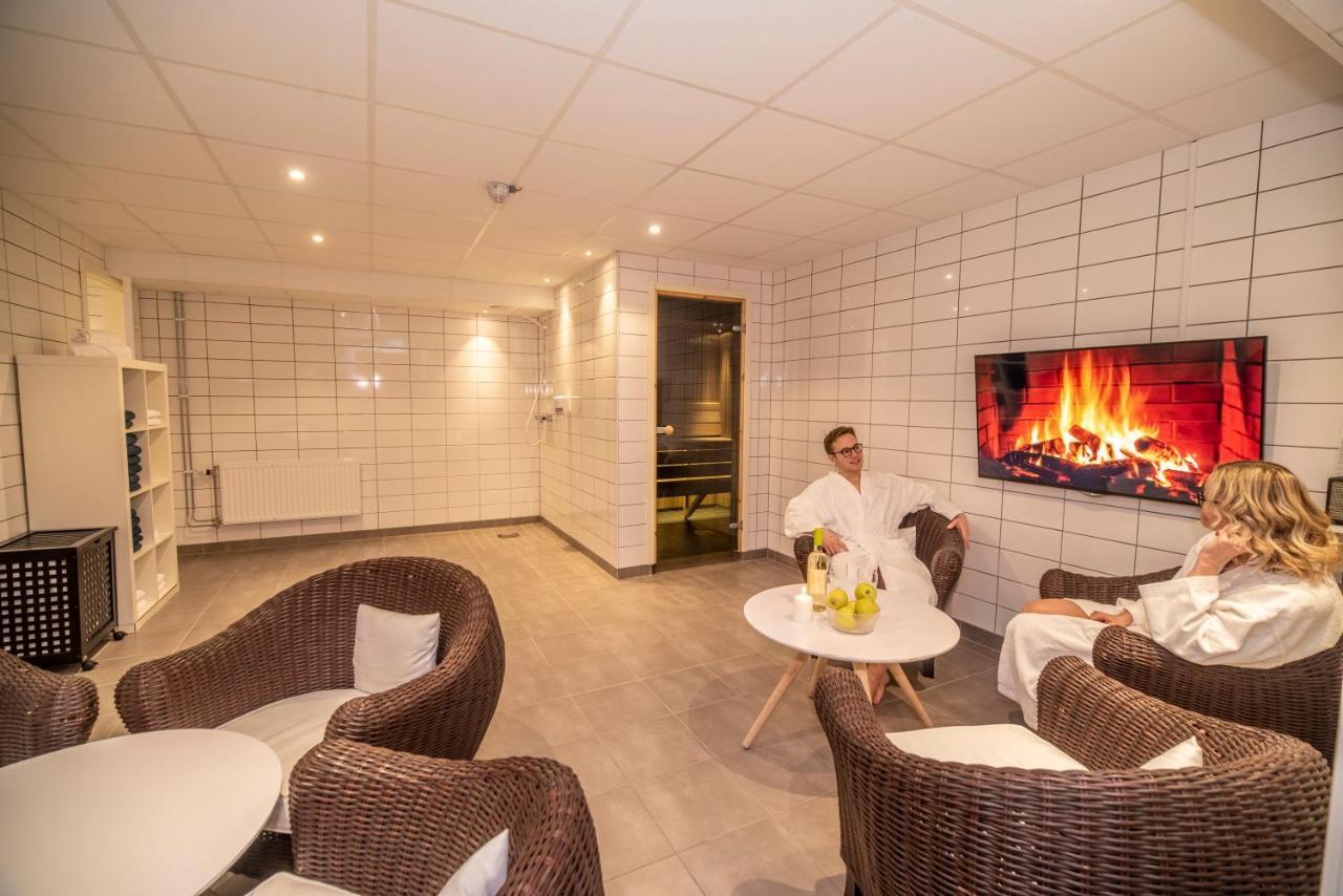 Simloc Hotel Drottninggatan Arjeplog Bagian luar foto