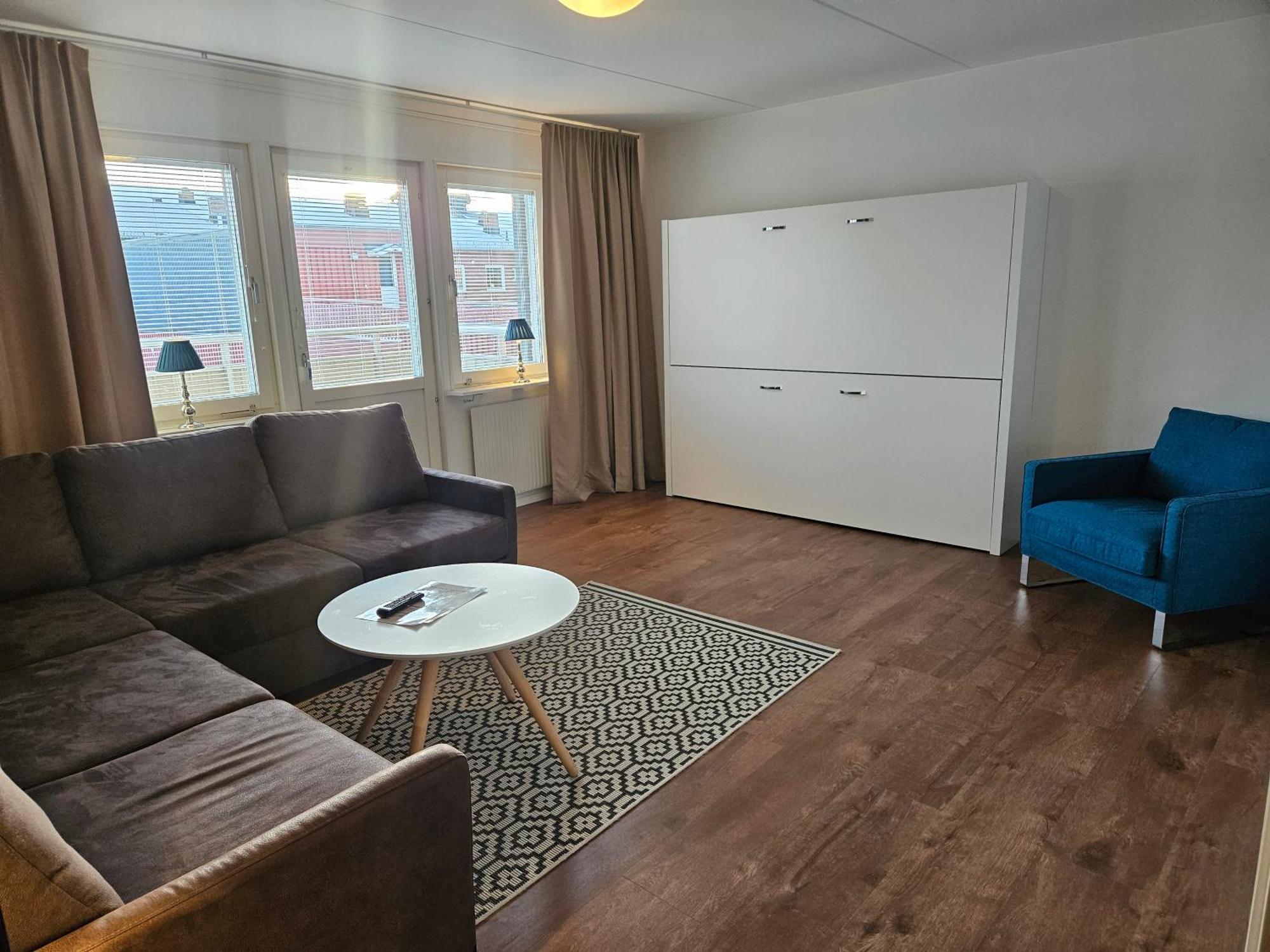 Simloc Hotel Drottninggatan Arjeplog Bagian luar foto