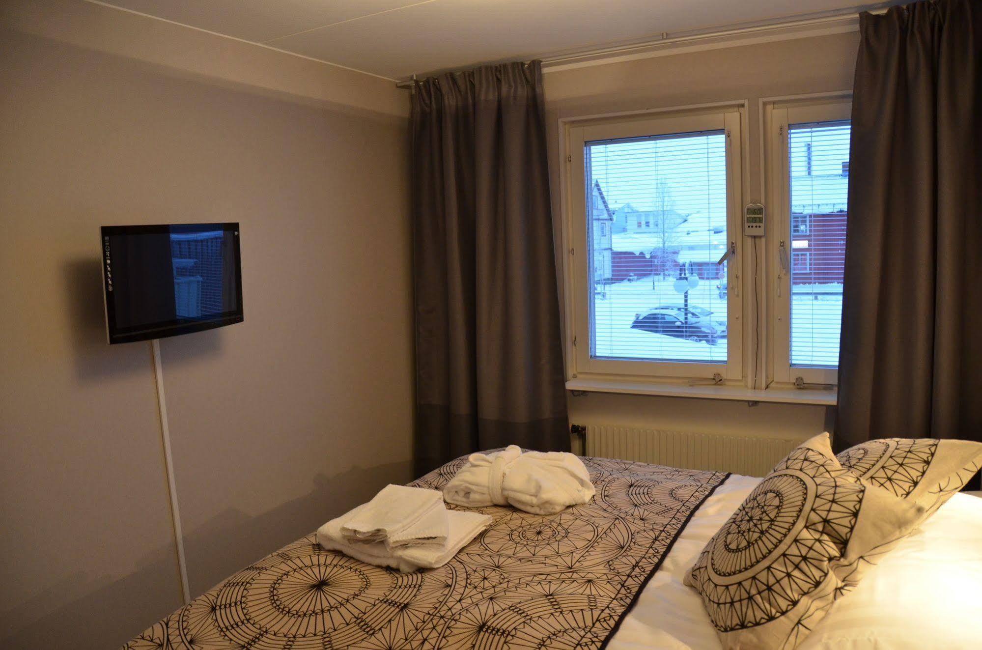 Simloc Hotel Drottninggatan Arjeplog Bagian luar foto